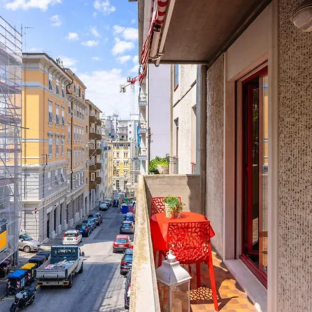 City Center - Affitti Brevi Italia Apartment *